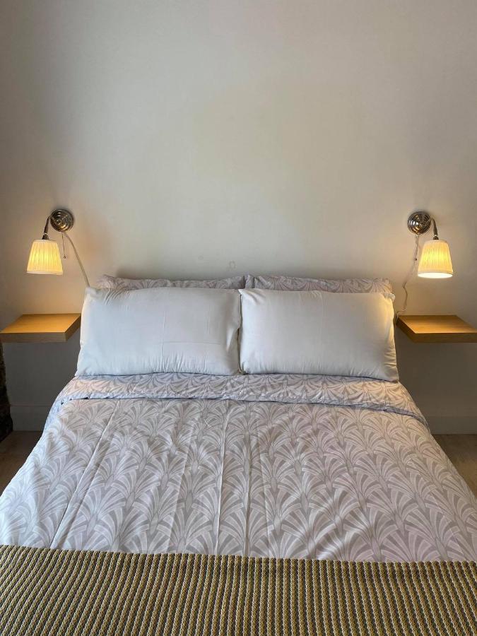 Room 2 Camp Street B&B & Self Catering Oughterard Ngoại thất bức ảnh